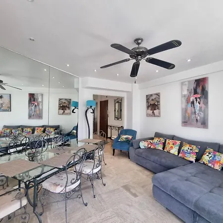Le Bosquet Martinez A Apartment